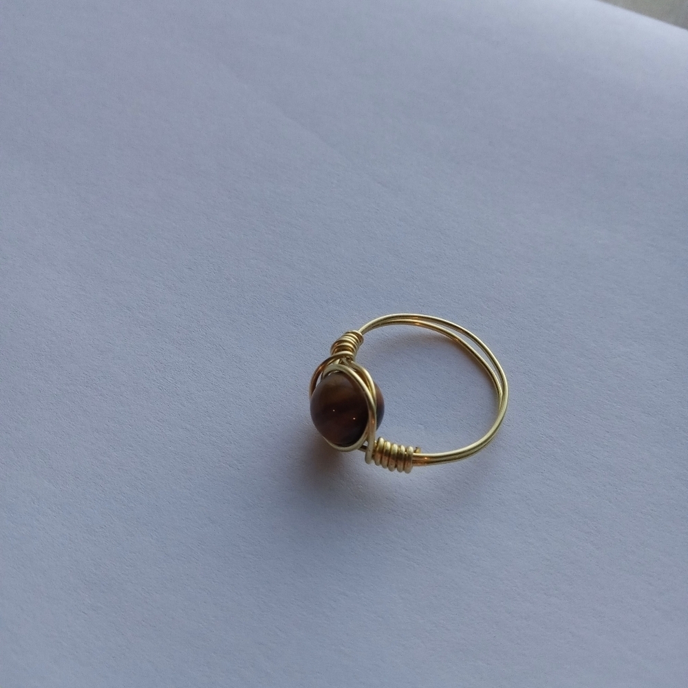 Tiger's eye stone wire wrapped ring size 8 - Picture 6 of 9